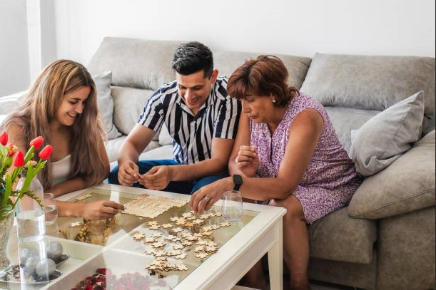 New Hampshire Puzzles for Housewarming Gifts That Feel Personal