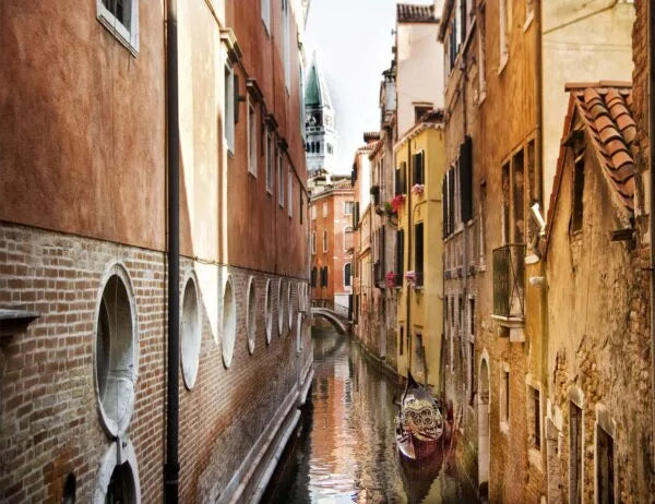 Golden Gondola VENEZIA ITALIA