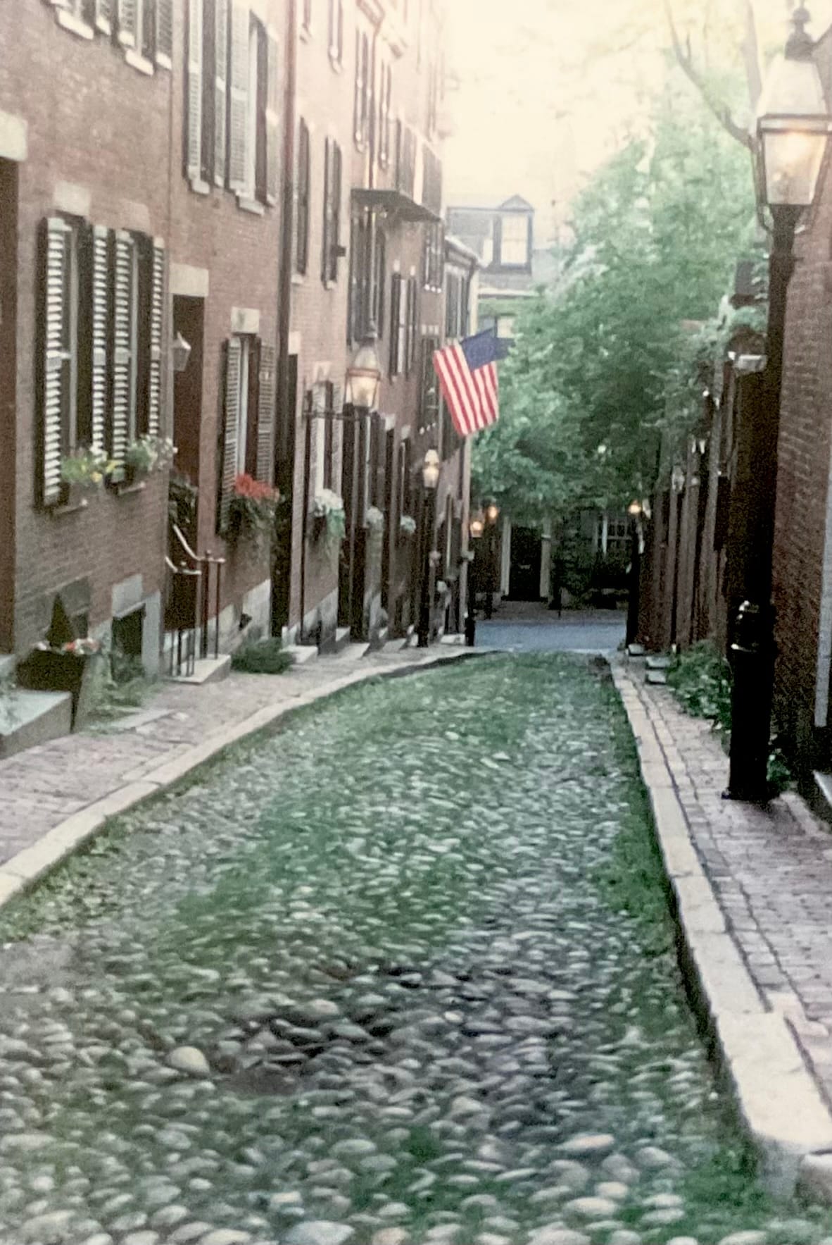 Acorn Street, Boston, MA. BO 210